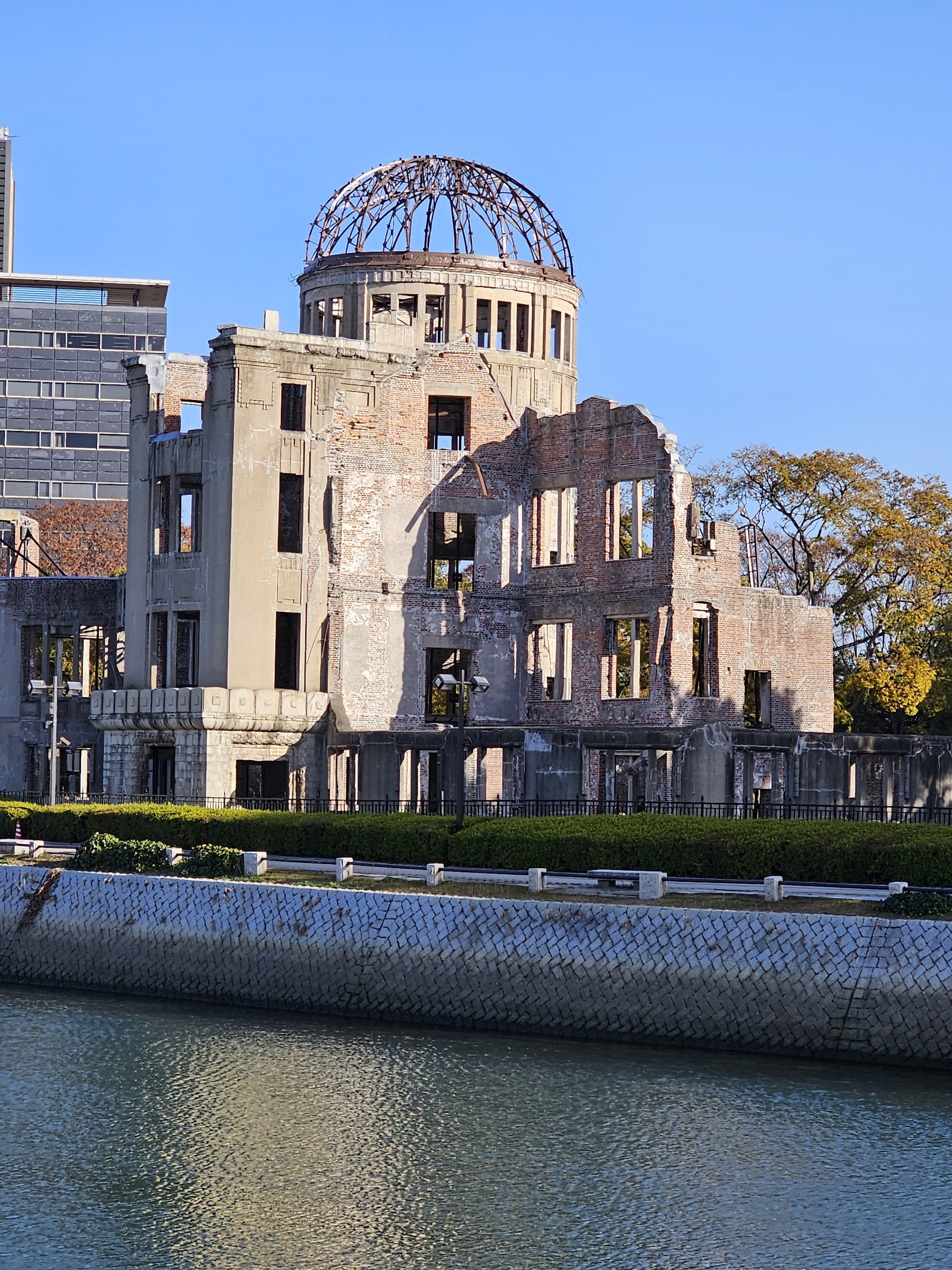 Memorial Cenotaph for the A-Bomb Victims — photo 4