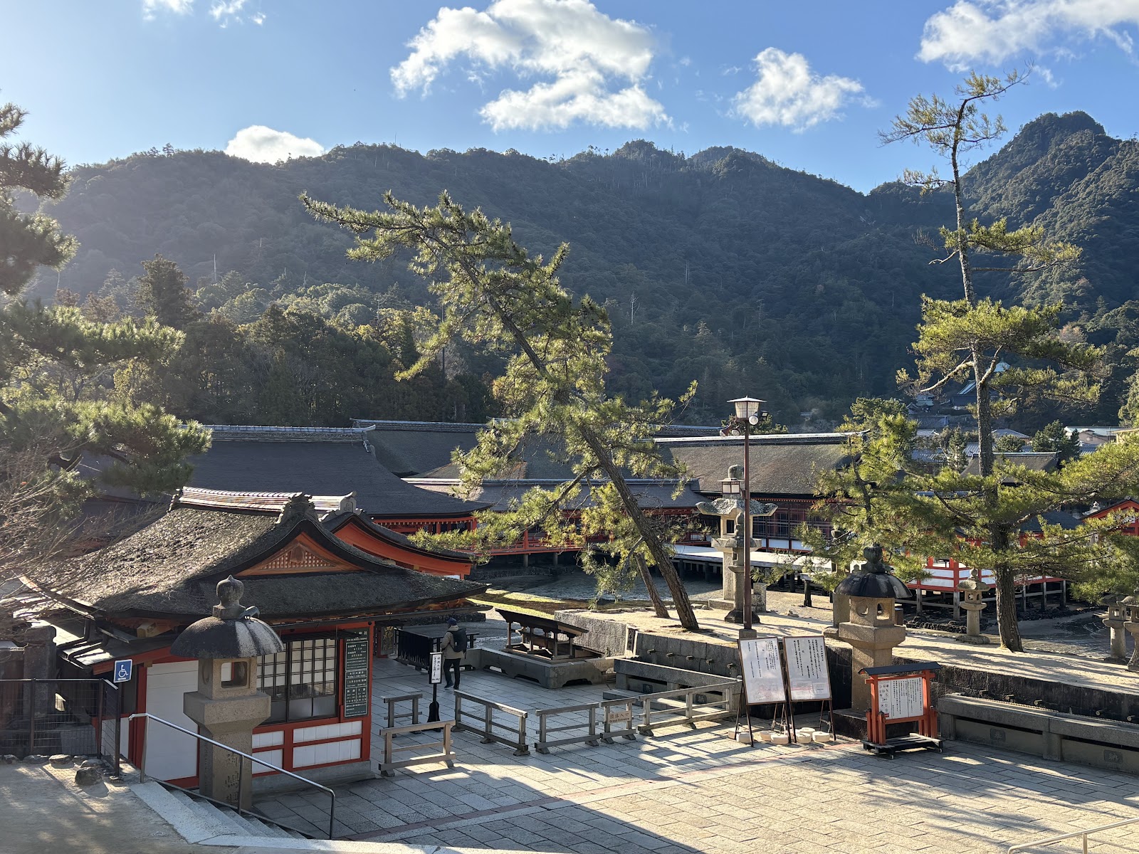 Senjokaku (Toyokuni Shrine) — photo 3