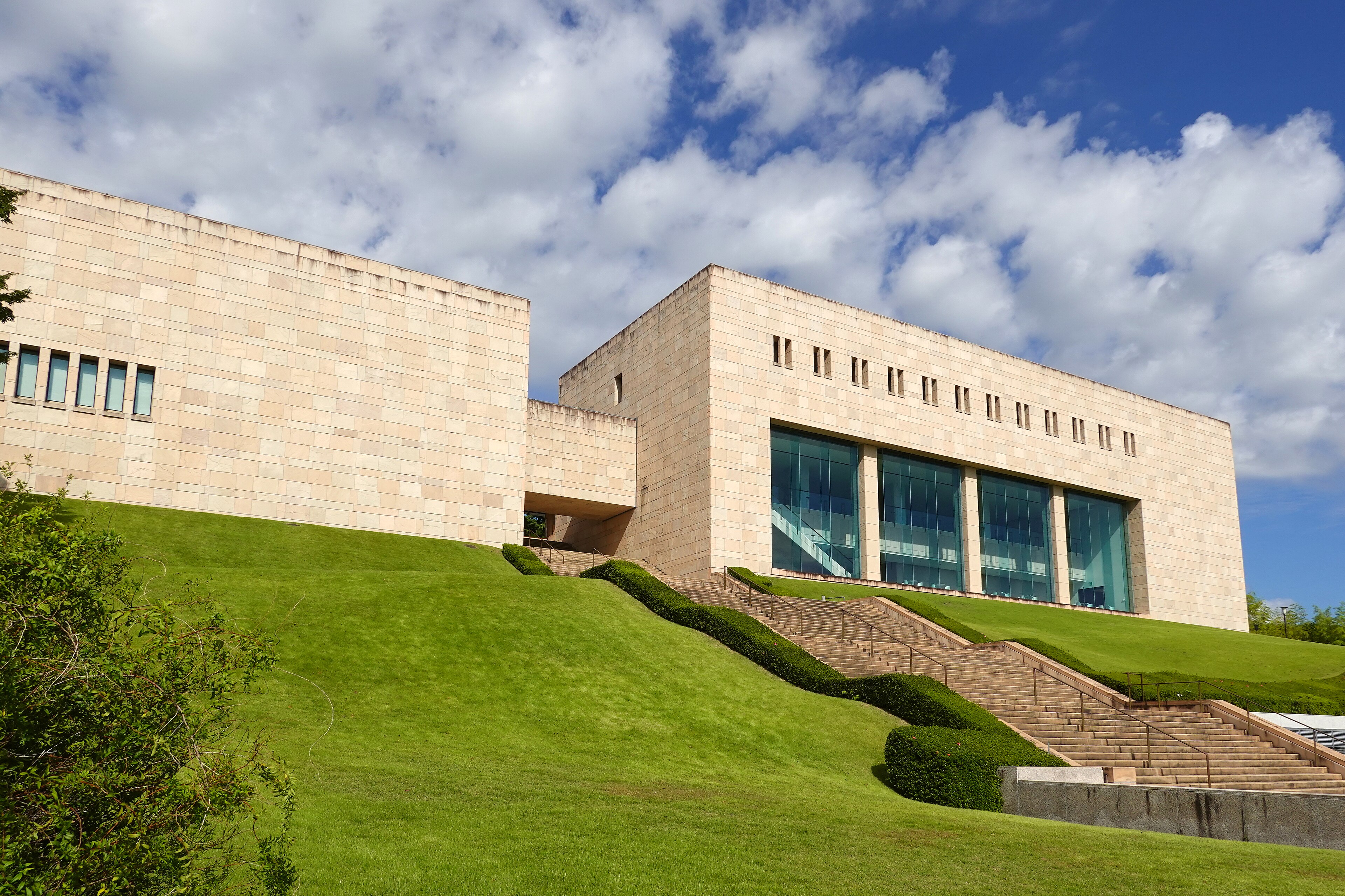 Hakone Museum of Art