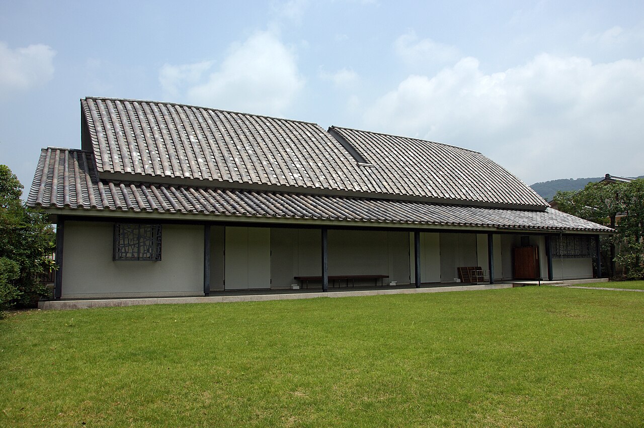 Neiraku Art Museum