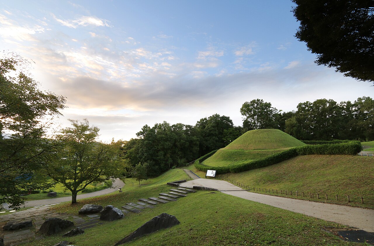 Takamatsuzuka Tomb