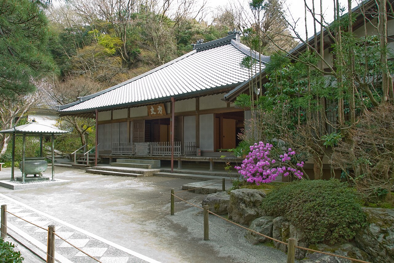 Meigetsu-in (Hydrangea Temple)