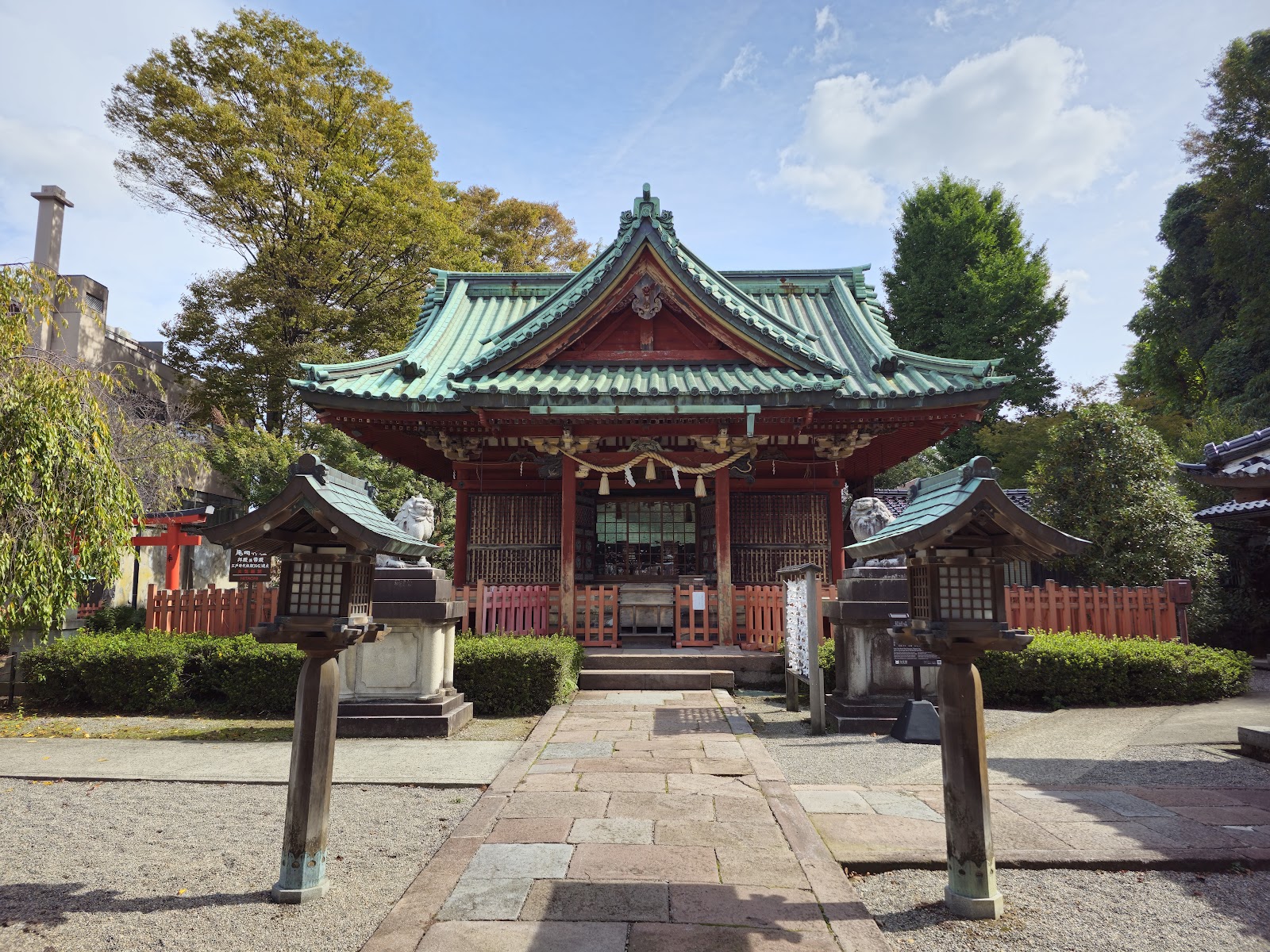 Ozaki Shrine