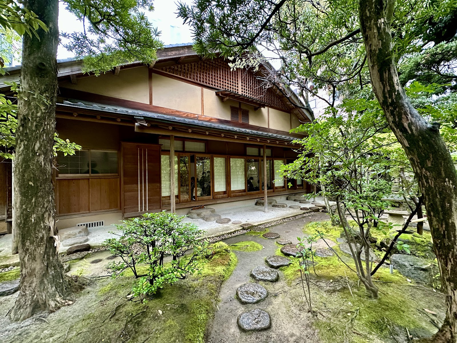 Rakusuien Garden