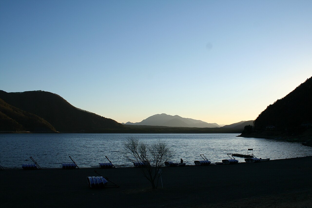 Lake Saiko
