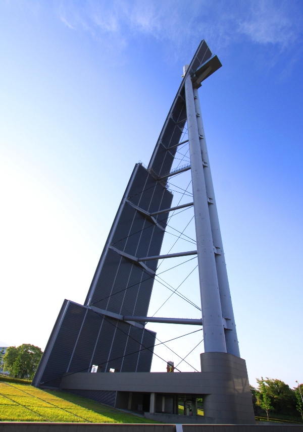Global Tower (B-Con Plaza)