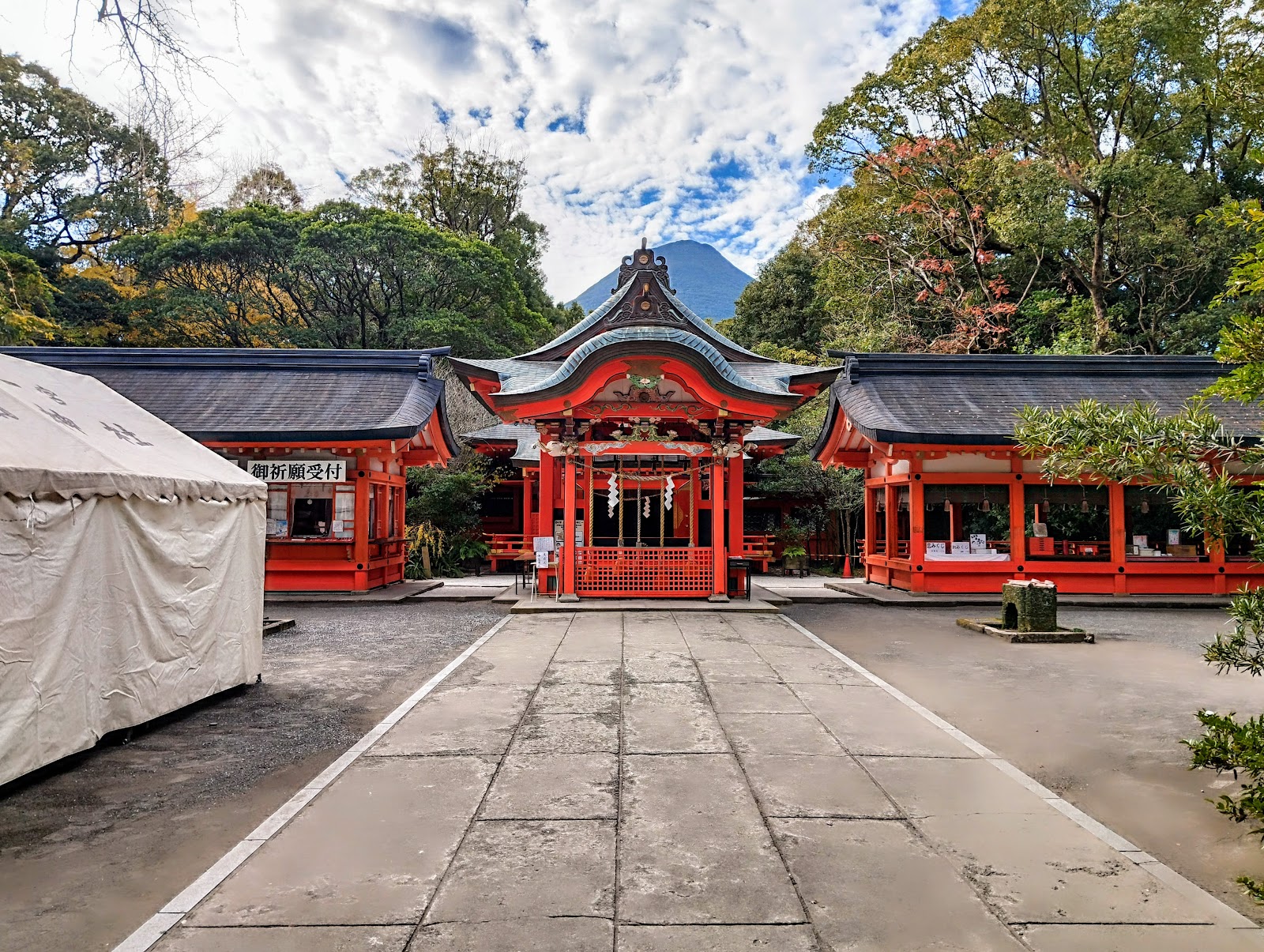 Hirakiki Shrine