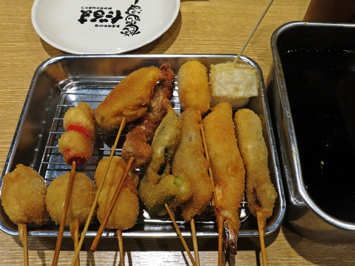 Kushikatsu Daruma (Shinsekai)