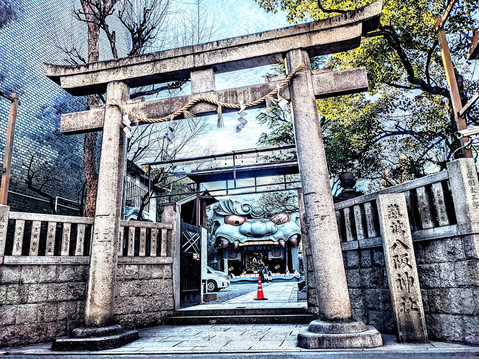 Namba Yasaka Shrine — photo 2